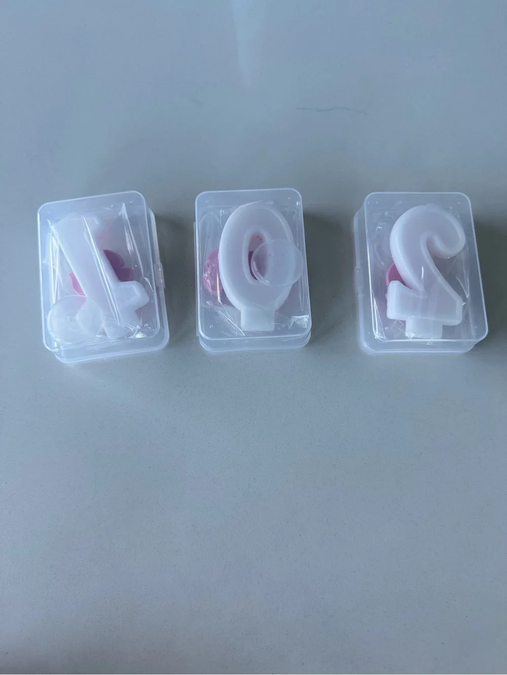 BUNDLE of 5 candles - Kids Party Accessory - NWT
